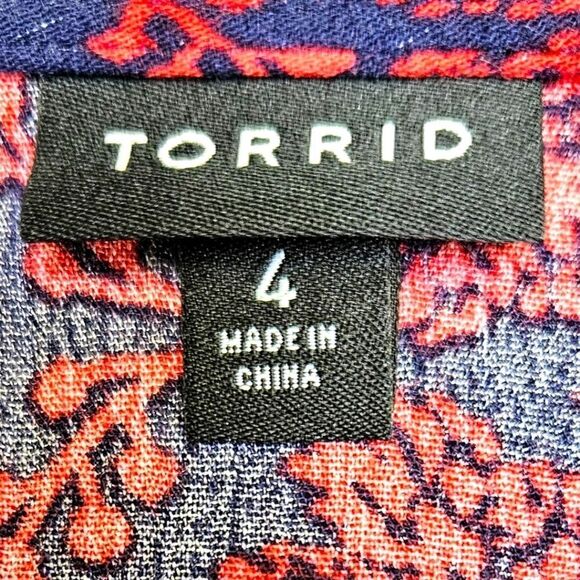 TORRID NEW Babydoll Gauze Crochet Trim Floral Lace-Up Top 4X - Picture 14 of 16